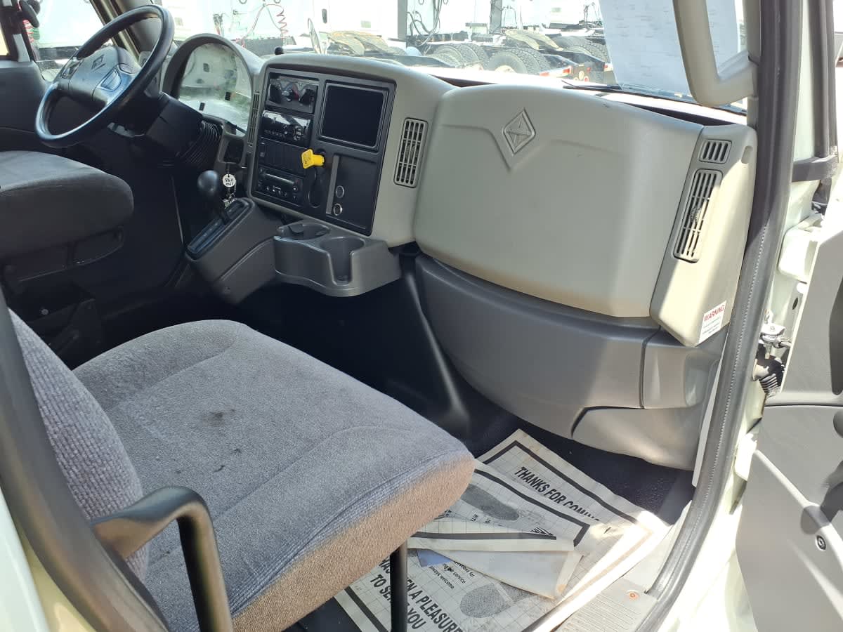 2019 Navistar International 4300 862041