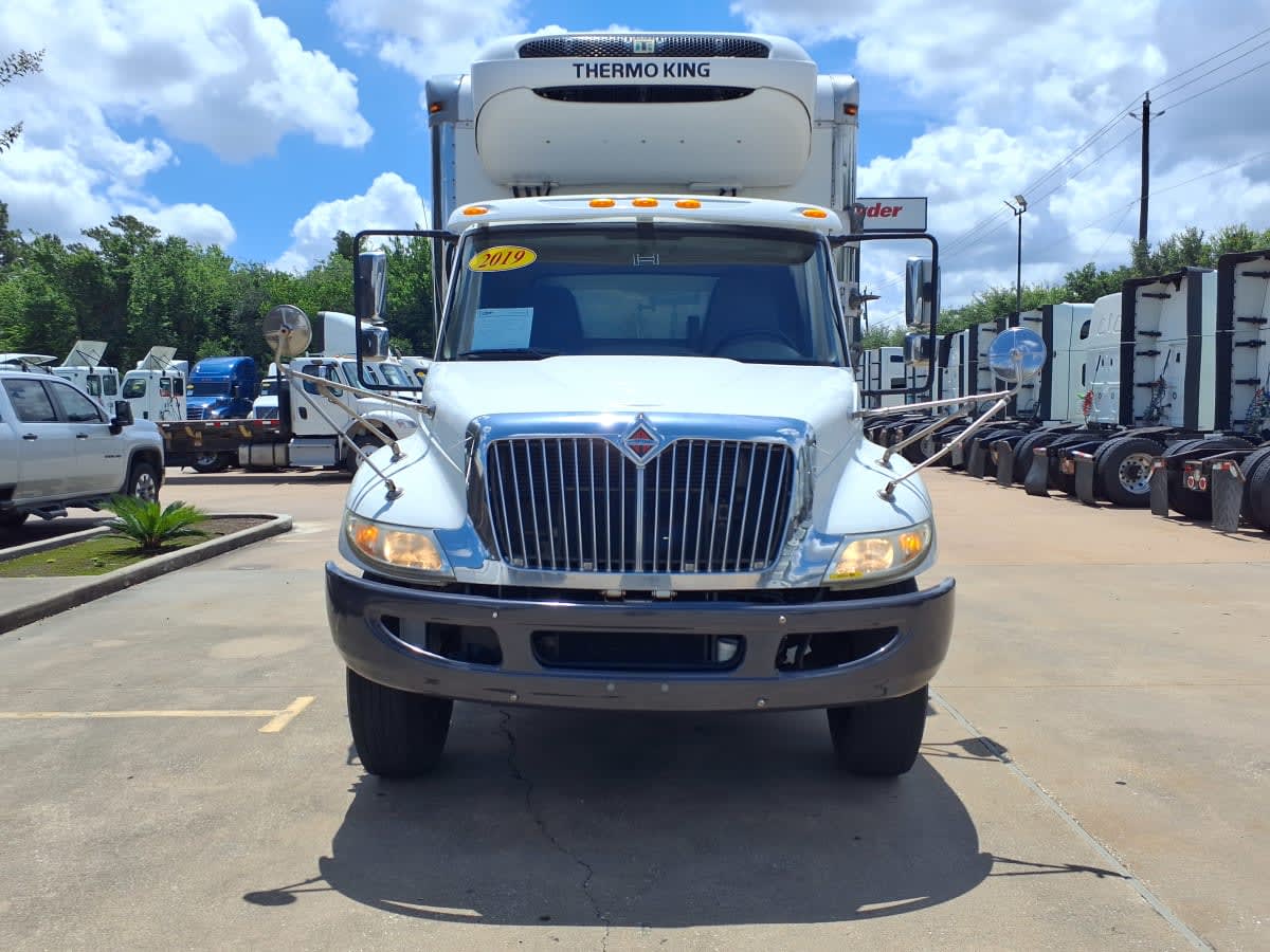 2019 Navistar International 4300 862041