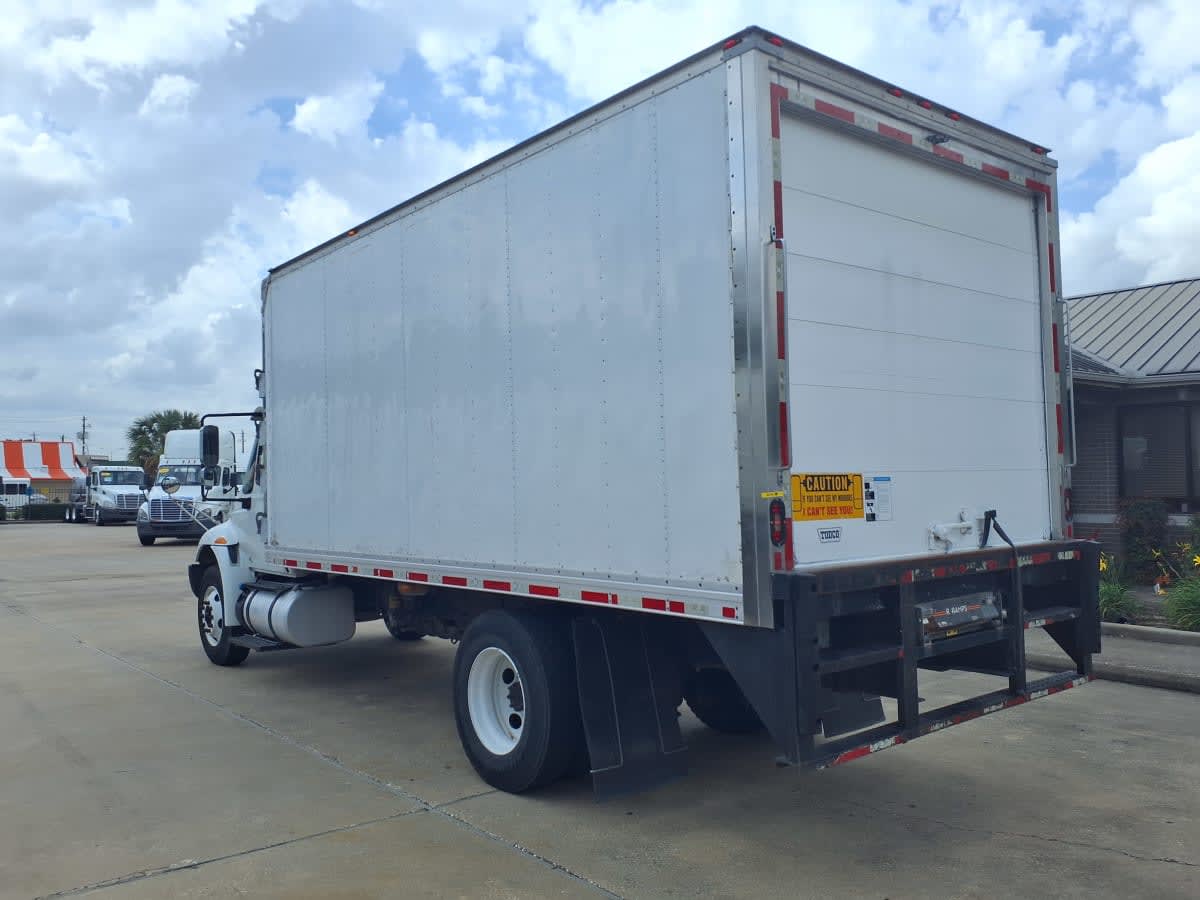 2019 International 4300 in Houston, TX — photo 6