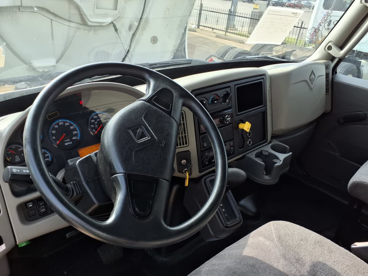 2019 Navistar International 4300 862049
