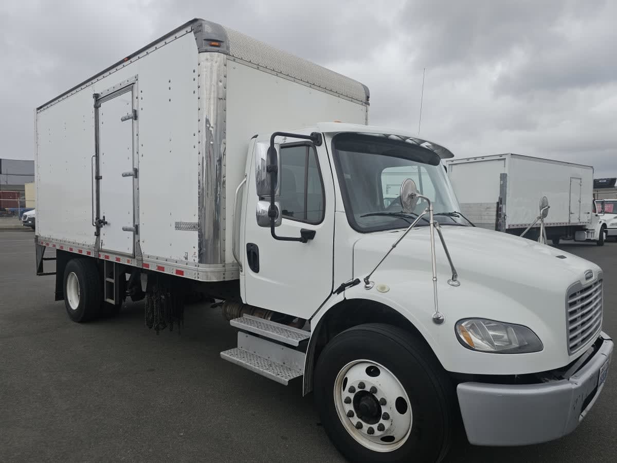 2019 Freightliner M2 106 862054