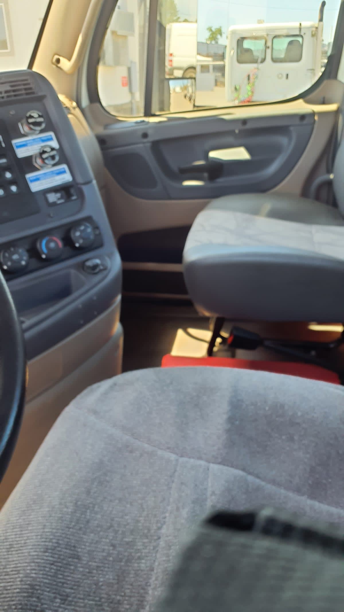 2019 Freightliner Cascadia in Tacoma, WA — photo 7