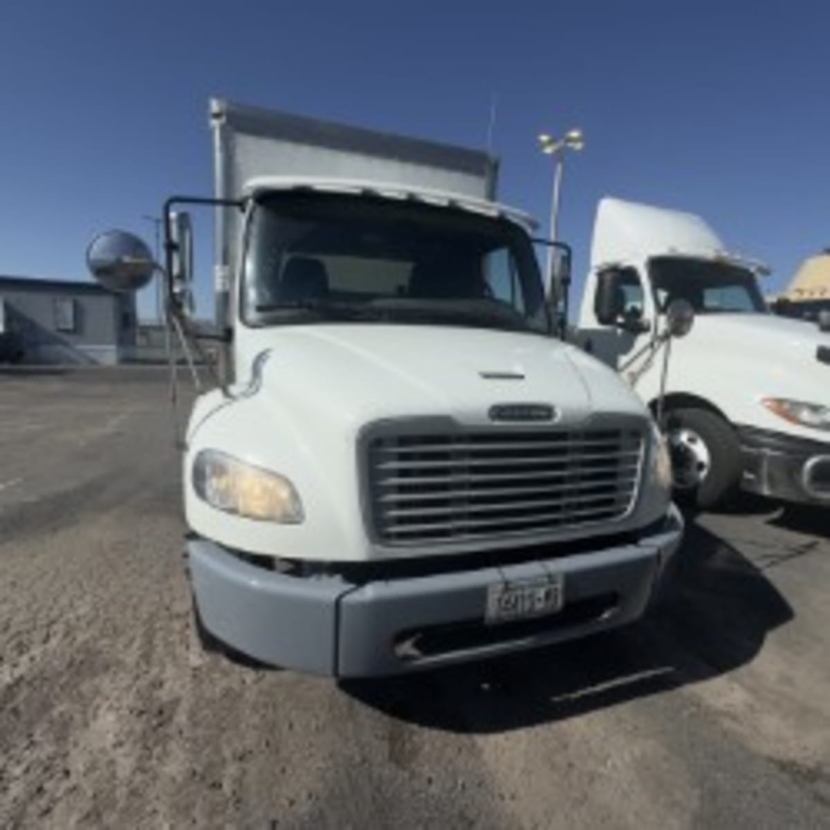 2019 Freightliner M2 106 862105
