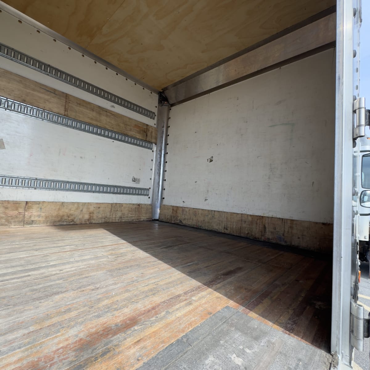 2019 Freightliner M2 106 862107