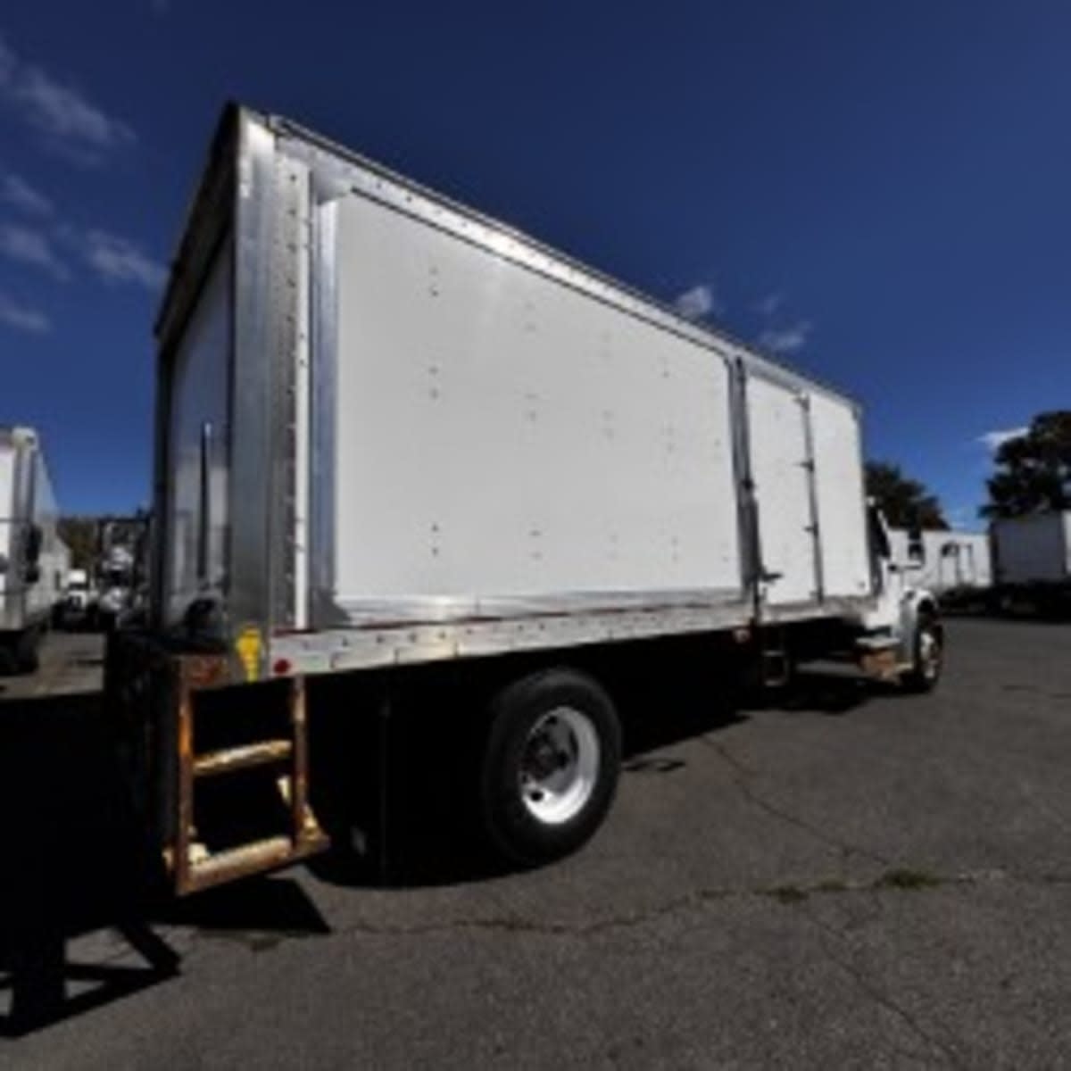 2019 Freightliner/Mercedes M2 106 862115