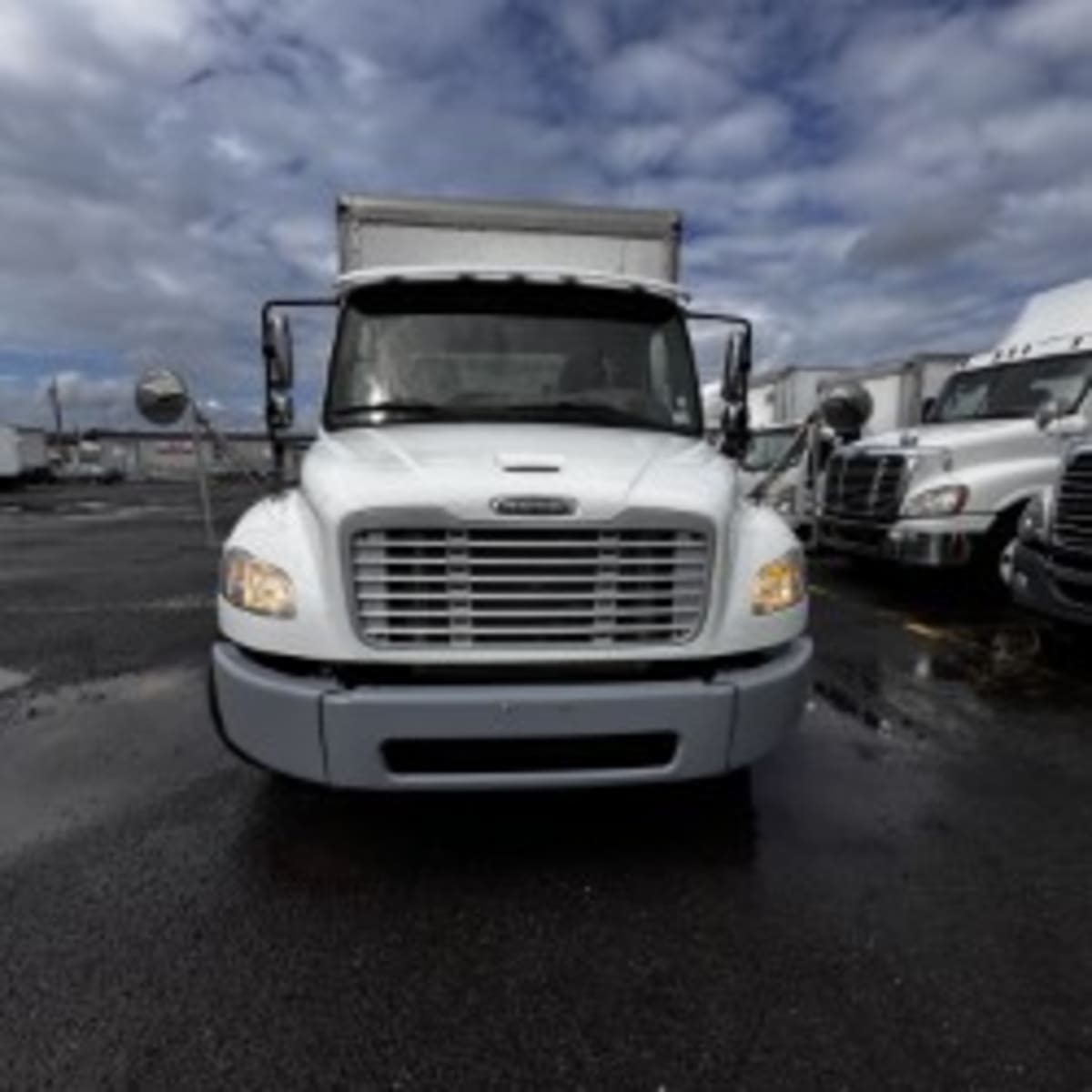 2019 Freightliner M2 106 862121