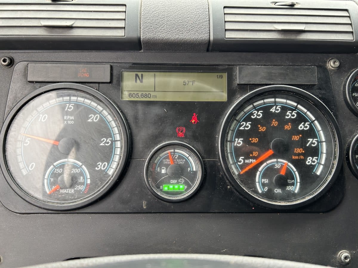 2019 Freightliner - image 3