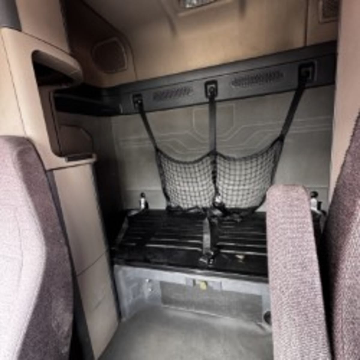 2019 Freightliner - image 8