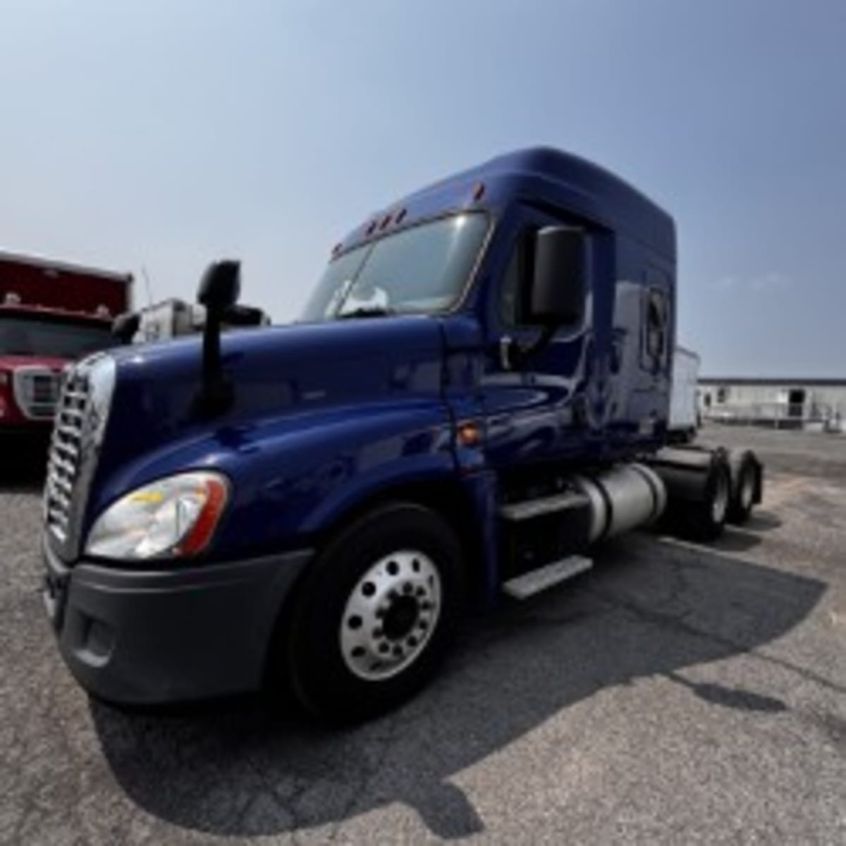 2019 Freightliner - image 1