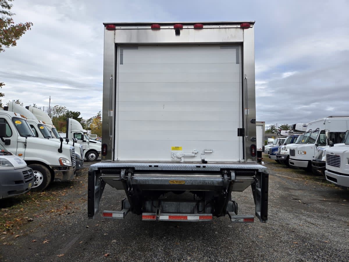 2019 Freightliner/Mercedes M2 106 862214