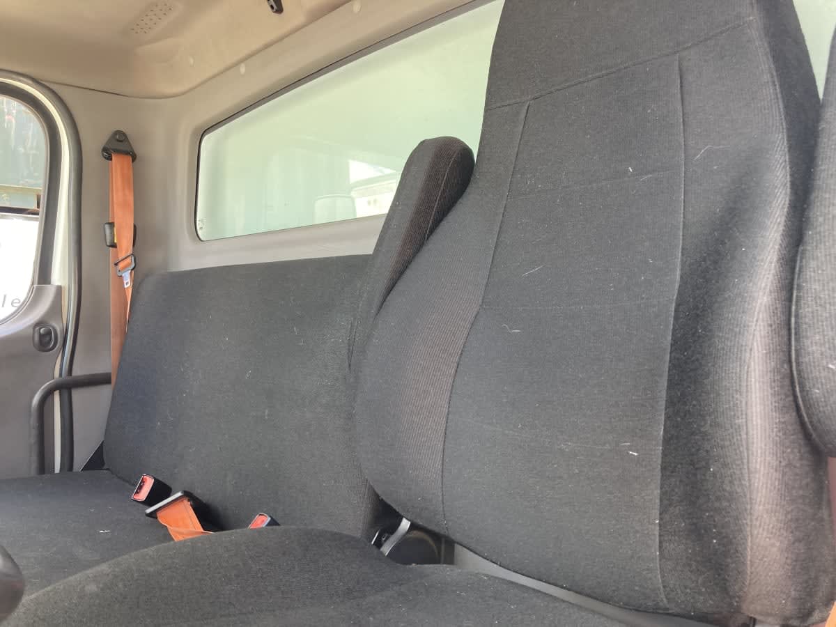 2019 Freightliner/Mercedes M2 106 862222