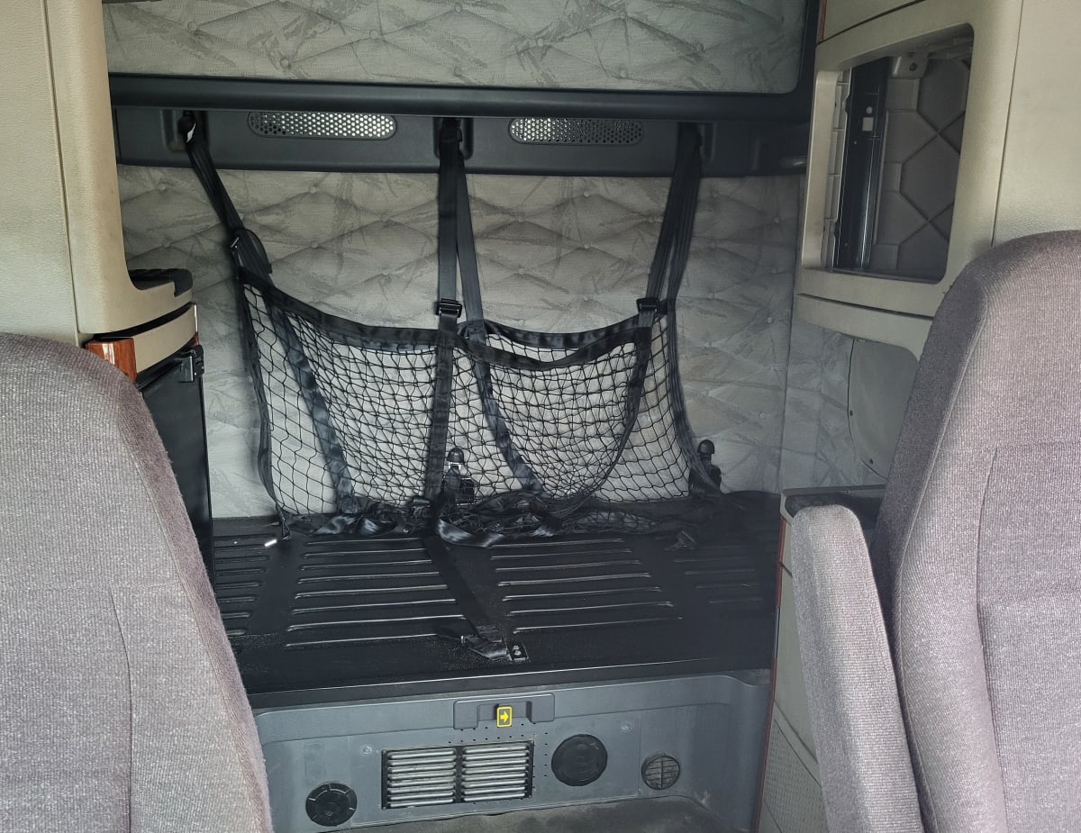 2019 Freightliner - image 11