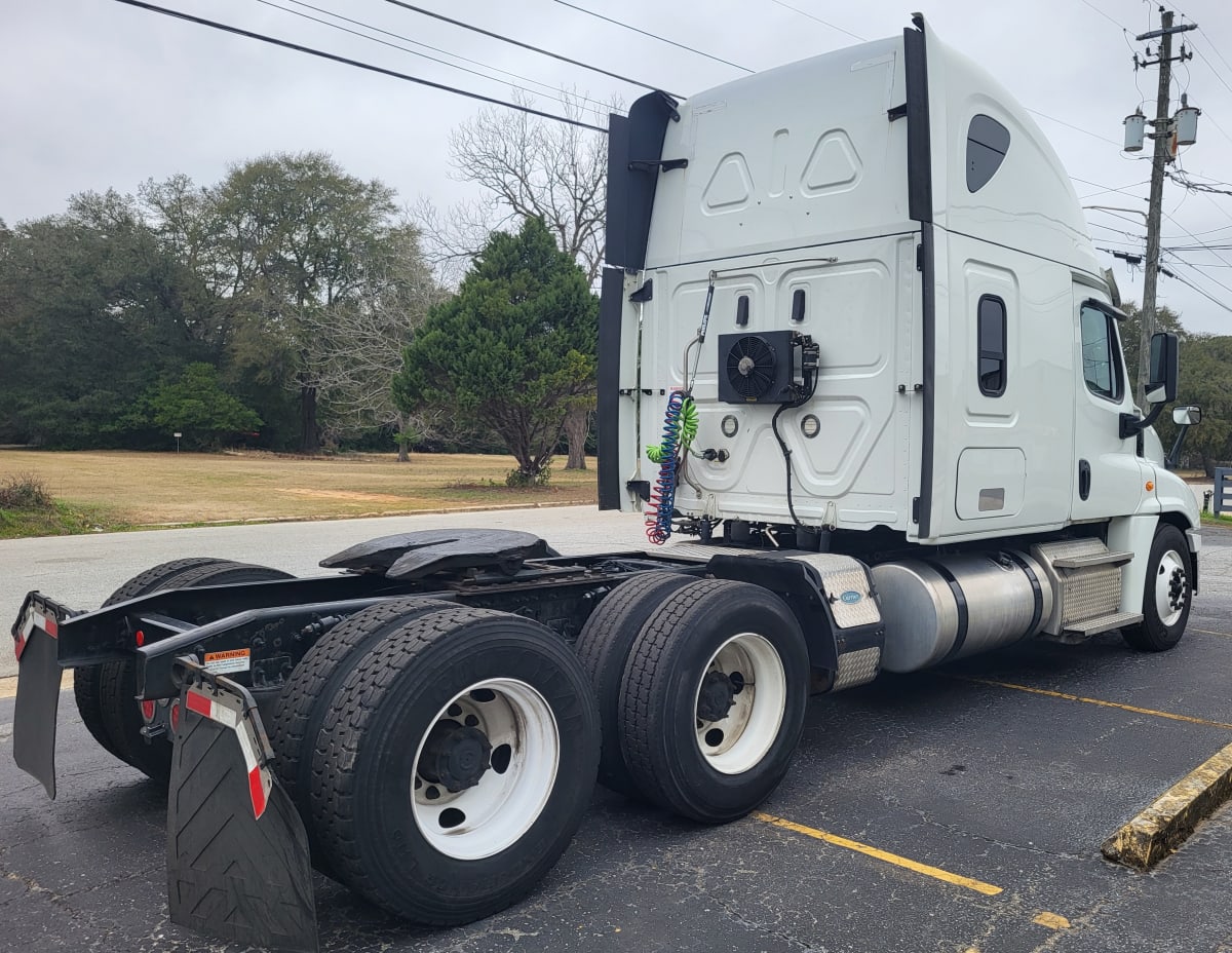 2019 Freightliner - image 5