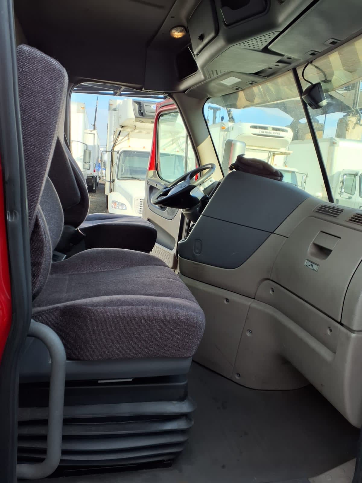 2019 Freightliner - image 11