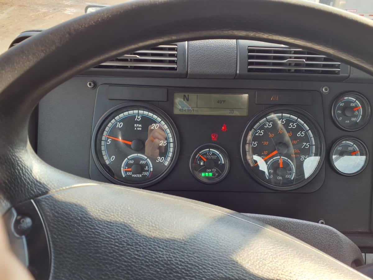 2019 Freightliner - image 12