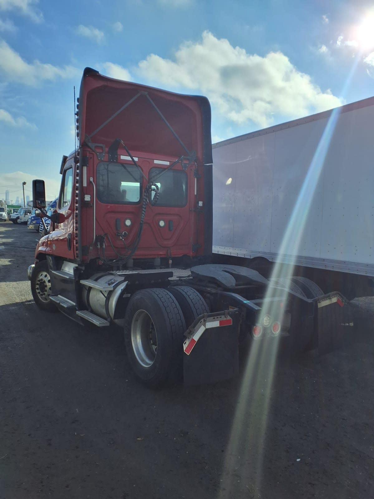2019 Freightliner - image 6
