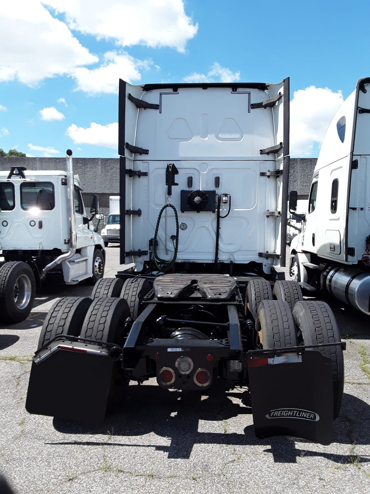 2019 Freightliner/Mercedes CASCADIA 125 862510