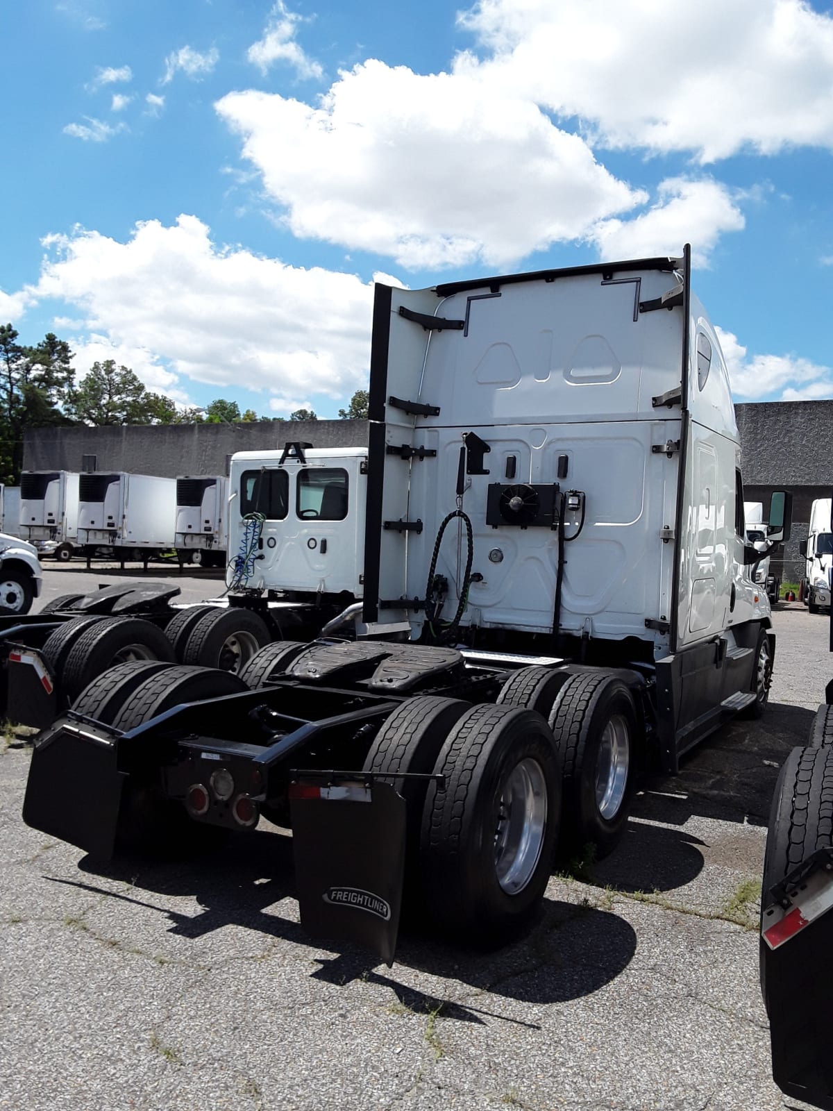 2019 Freightliner/Mercedes CASCADIA 125 862510