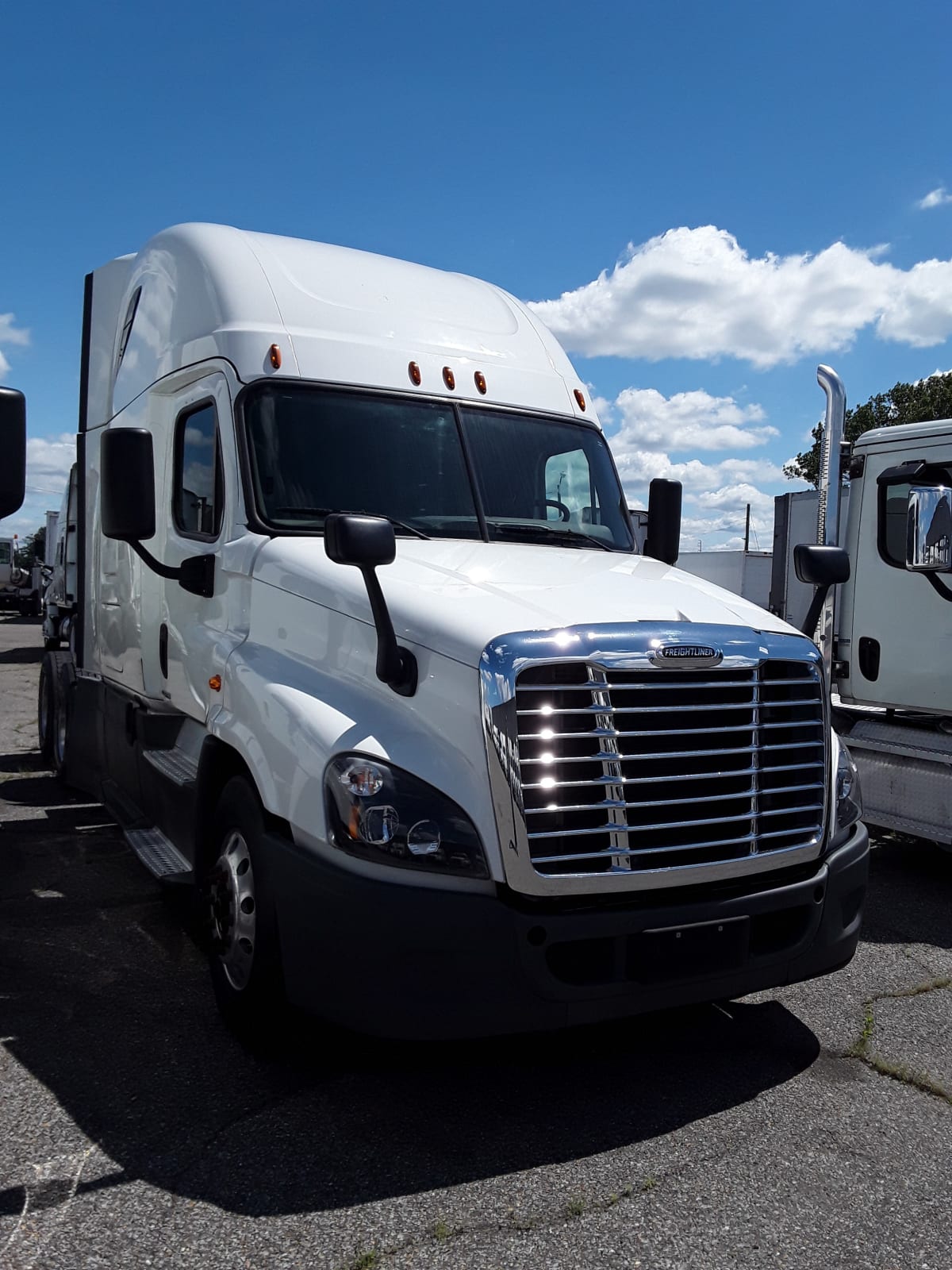 2019 Freightliner/Mercedes CASCADIA 125 862510