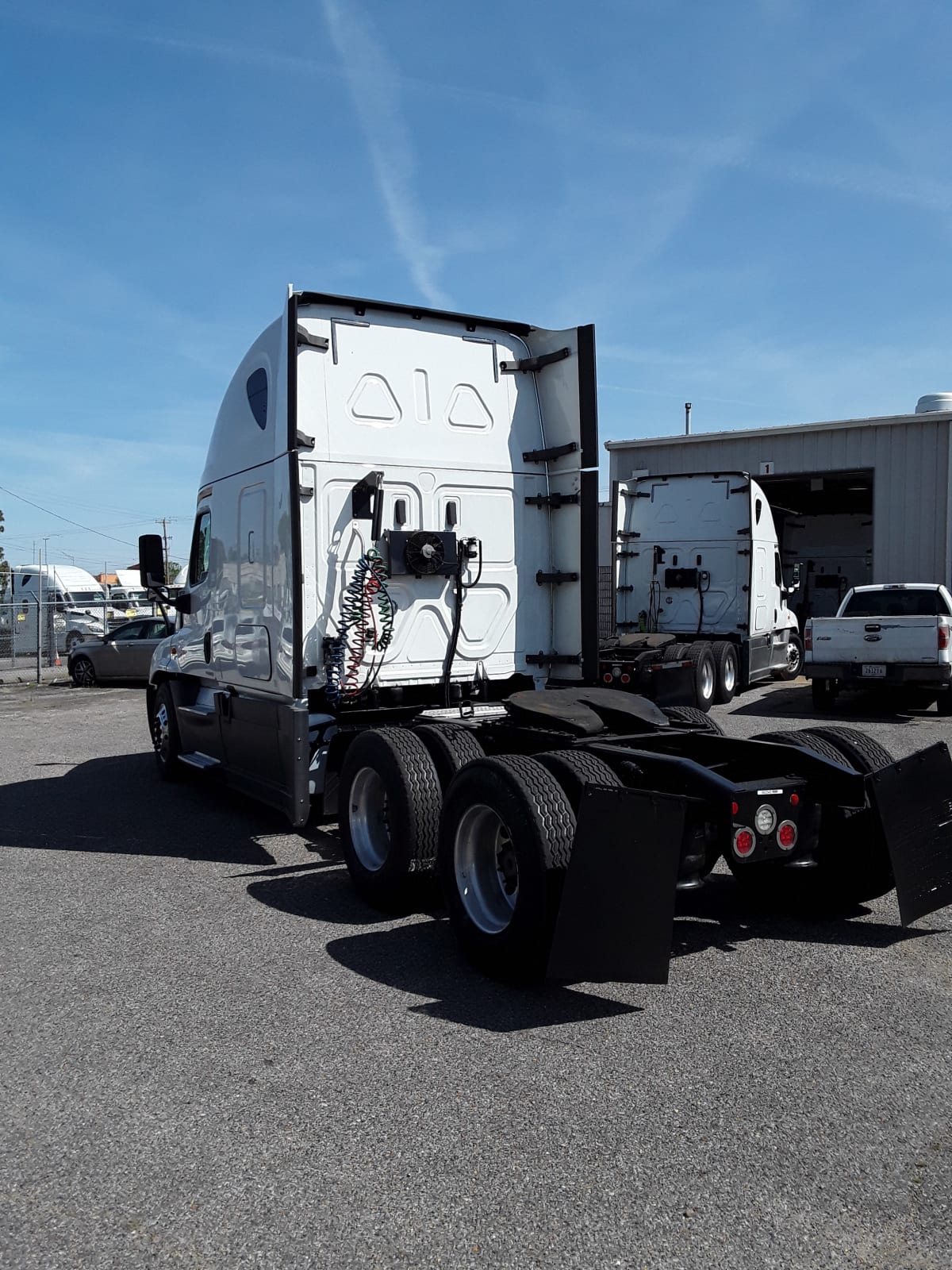 2019 Freightliner/Mercedes CASCADIA 125 862543