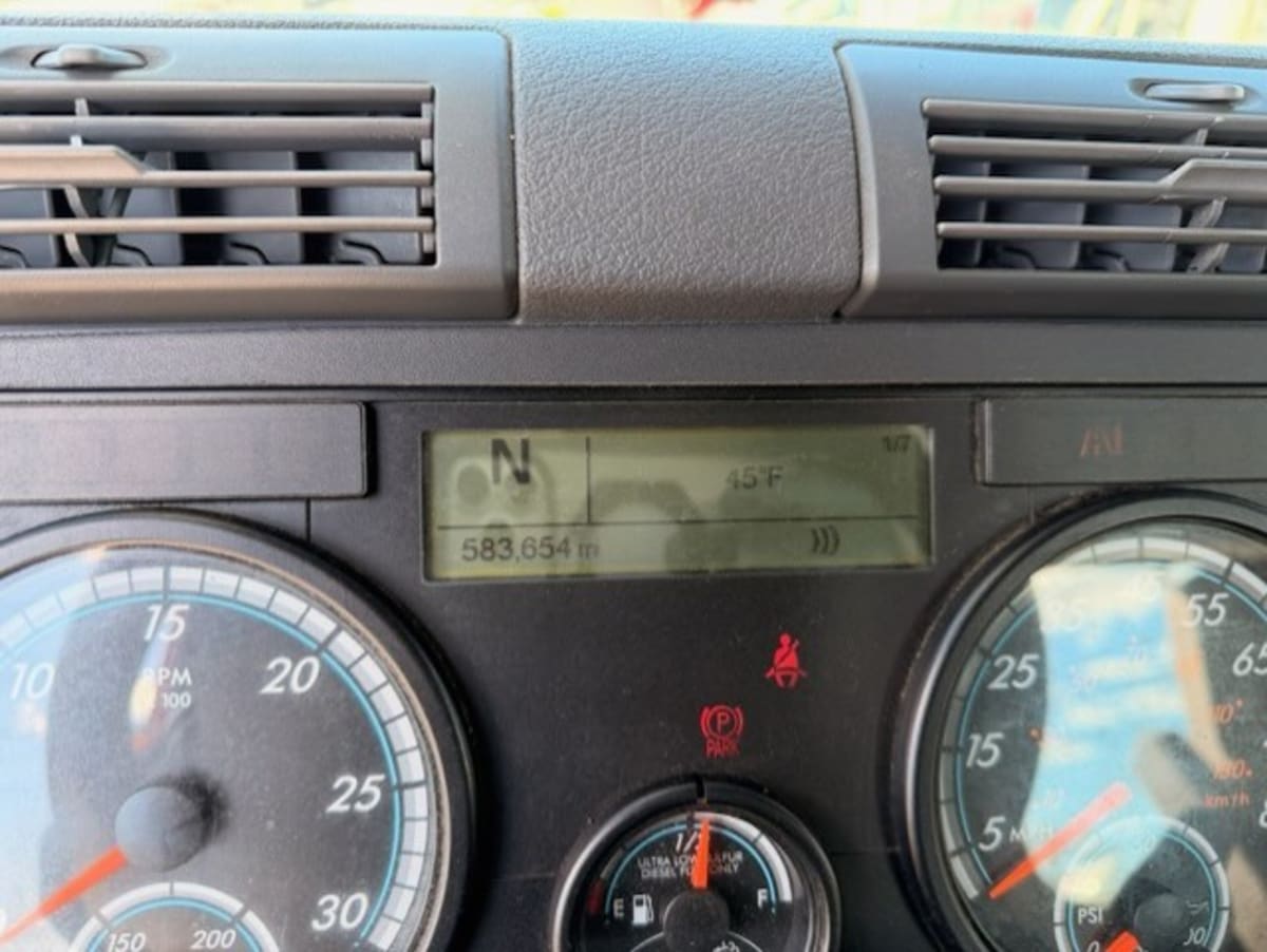 2019 Freightliner - image 9