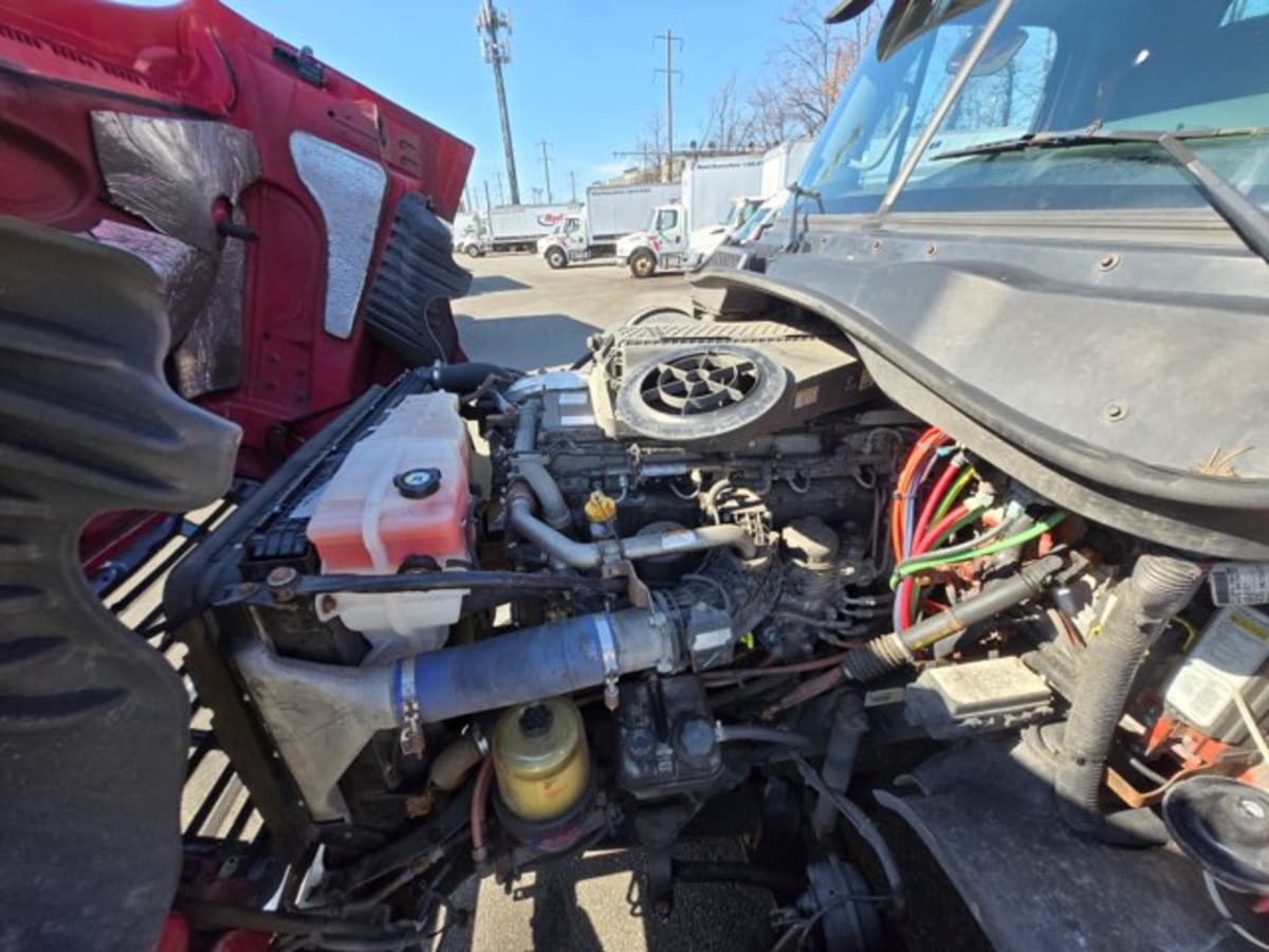 2019 Freightliner - image 12