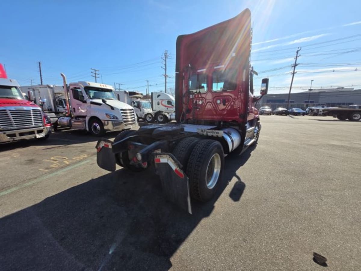 2019 Freightliner - image 4