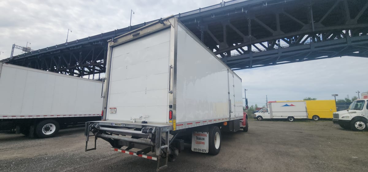 2019 Freightliner/Mercedes M2 106 862573