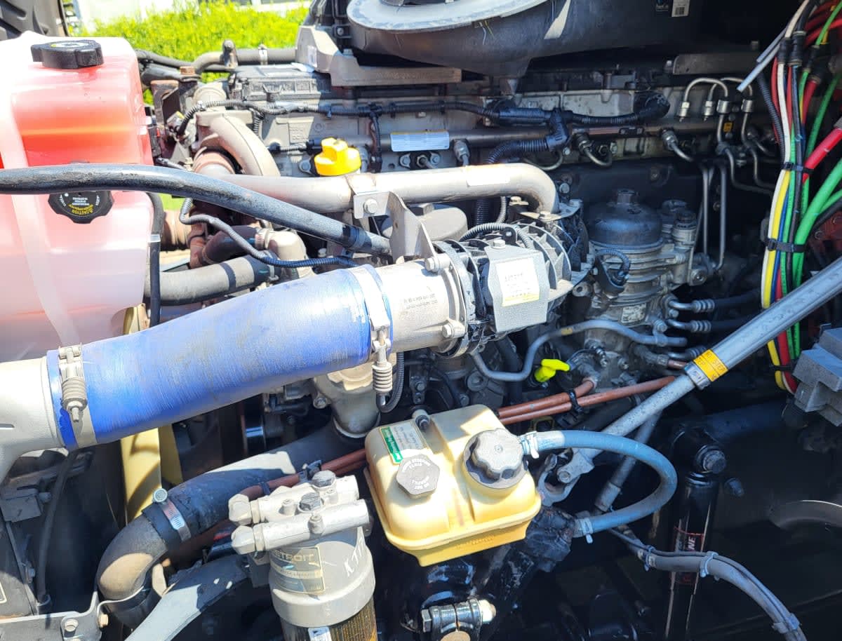 2019 Freightliner - image 8