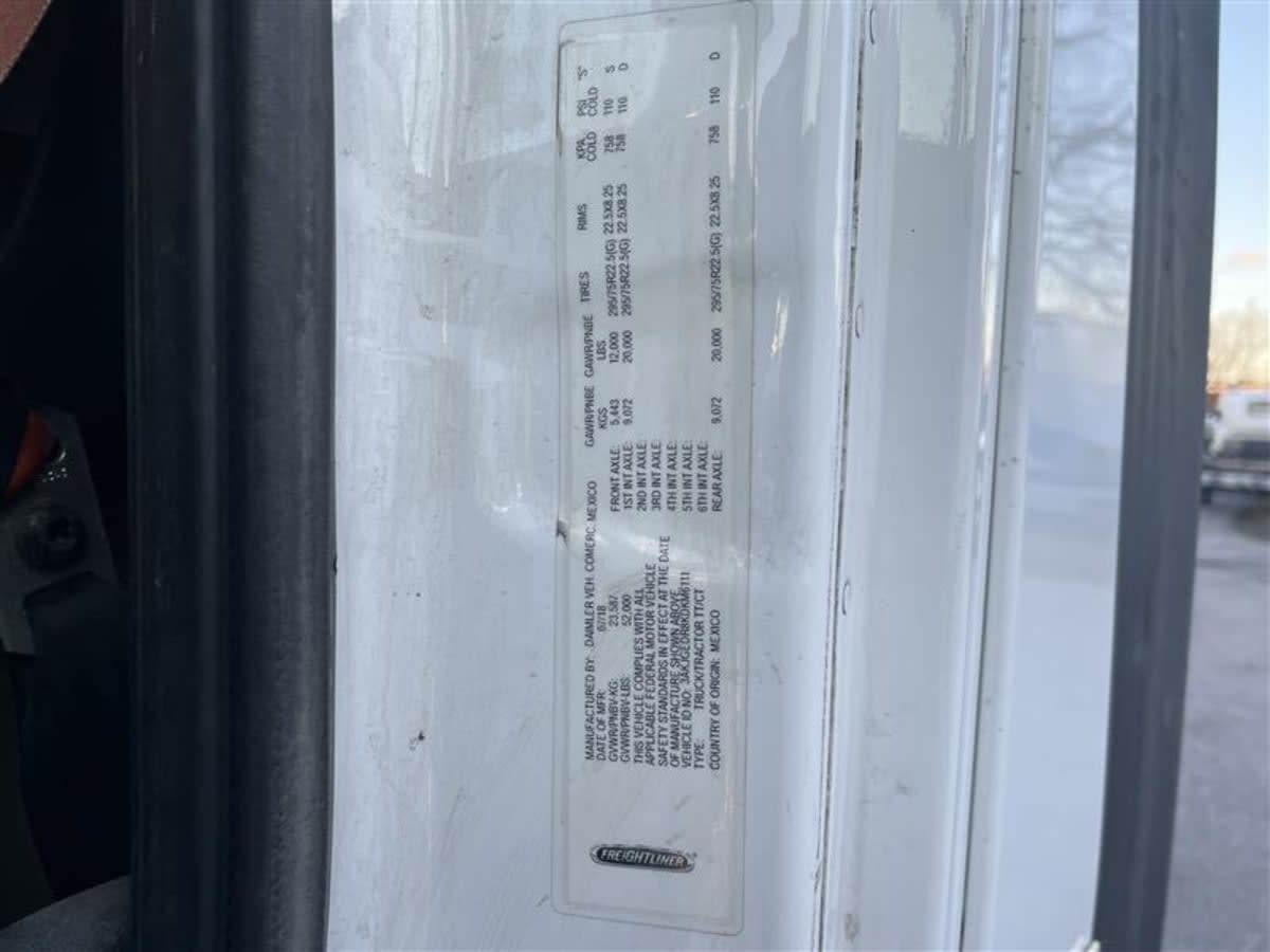 2019 Freightliner - image 10