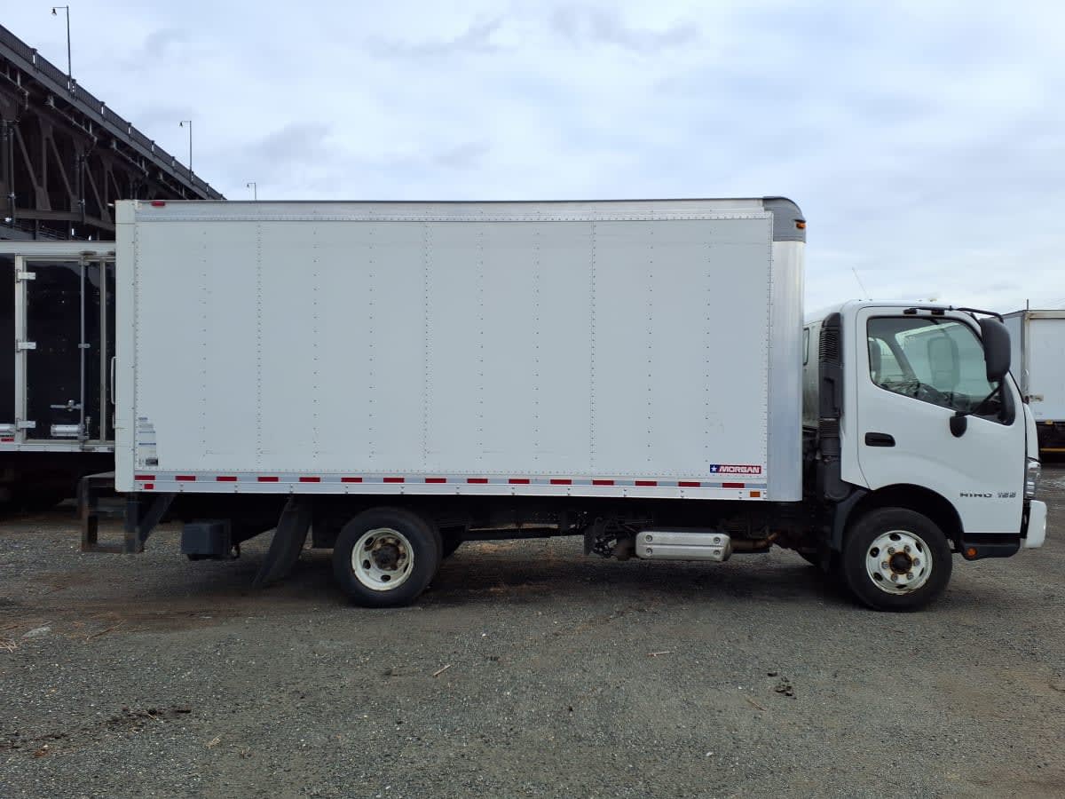 2019 Hino 155 862700