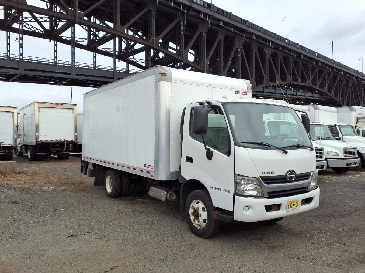 2019 Hino 155 862700