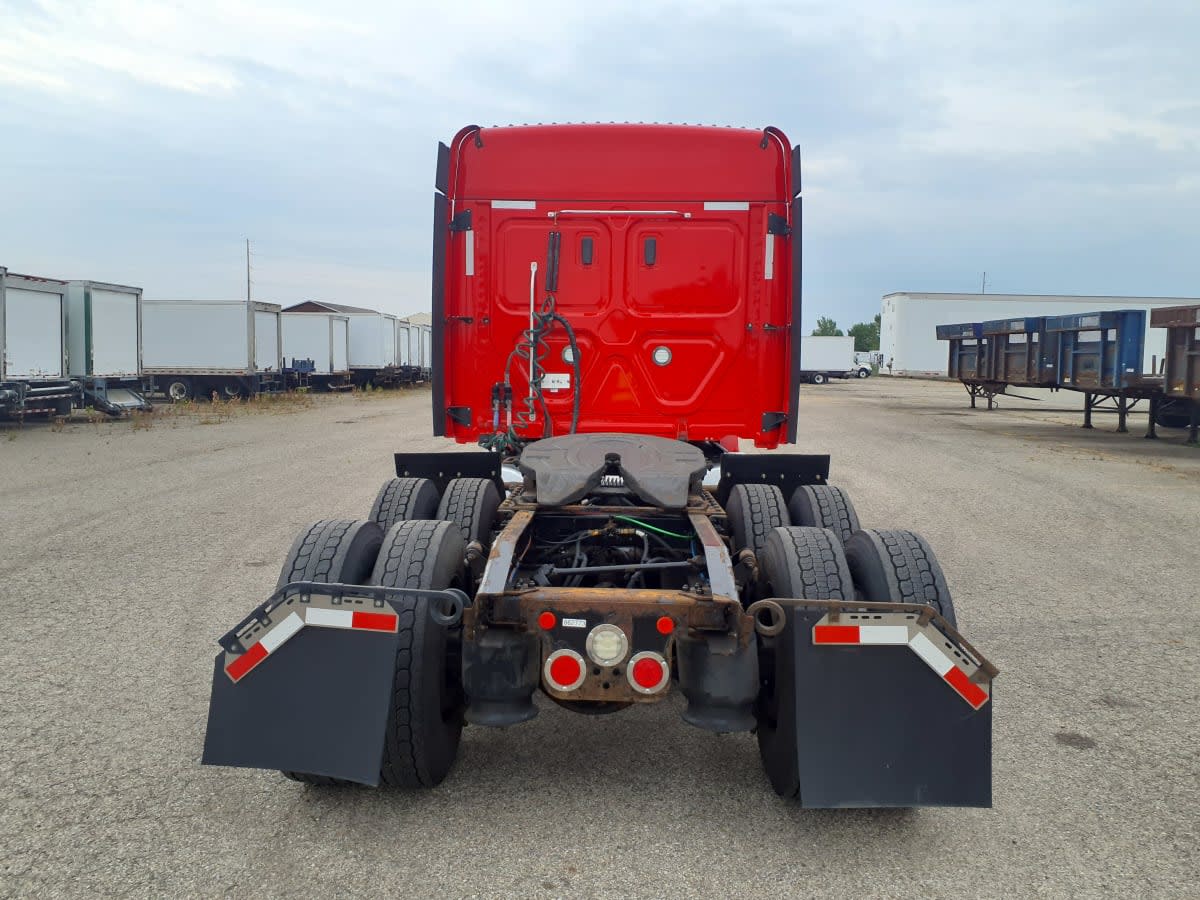 2019 Freightliner Cascadia in Wayland, MI — photo 5