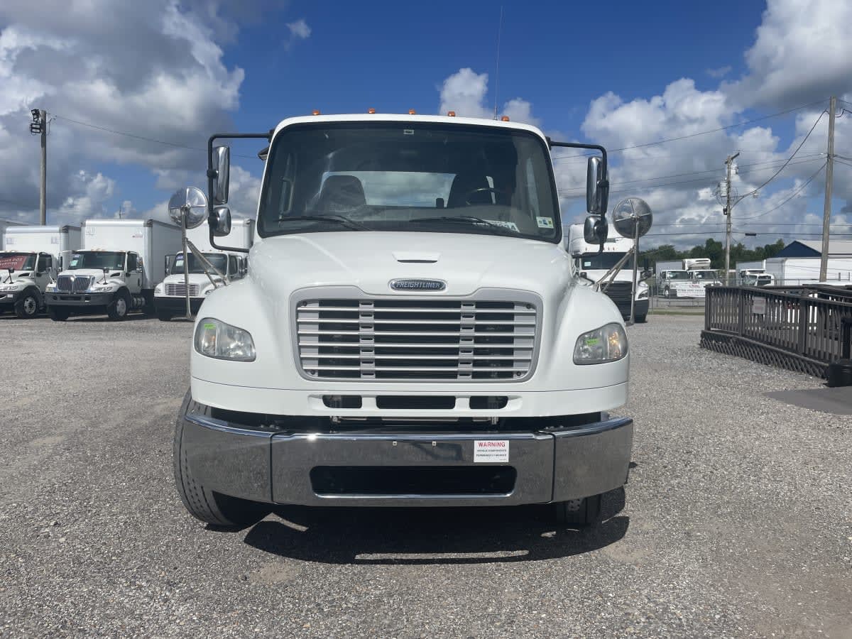 2019 Freightliner M2 106 in St. Rose, LA — photo 2