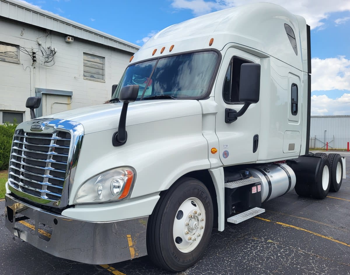 2019 Freightliner Cascadia in Jacksonville, FL