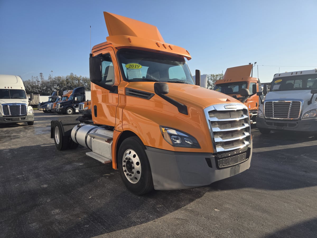 2019 Freightliner - image 3