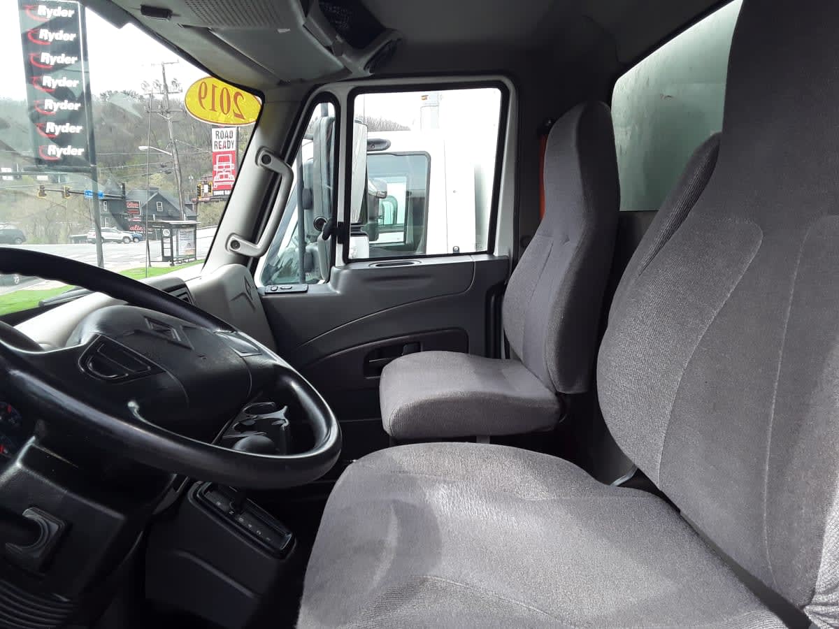 2019 Navistar International 4300 862910