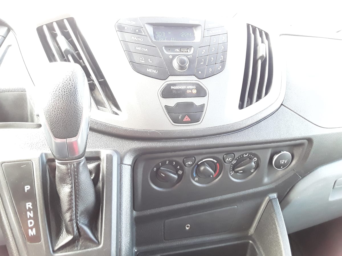 2018 Ford Motor Company TRANSIT 250 MED ROOF 862932