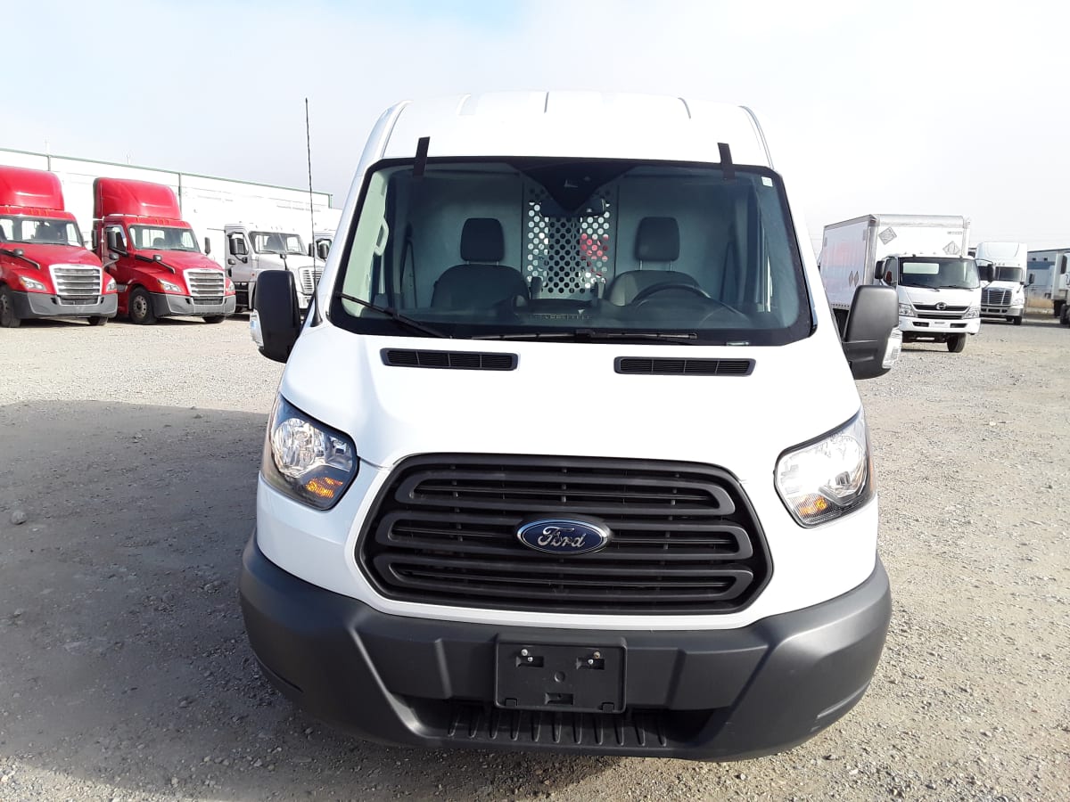 2018 Ford Motor Company TRANSIT 250 MED ROOF 862932