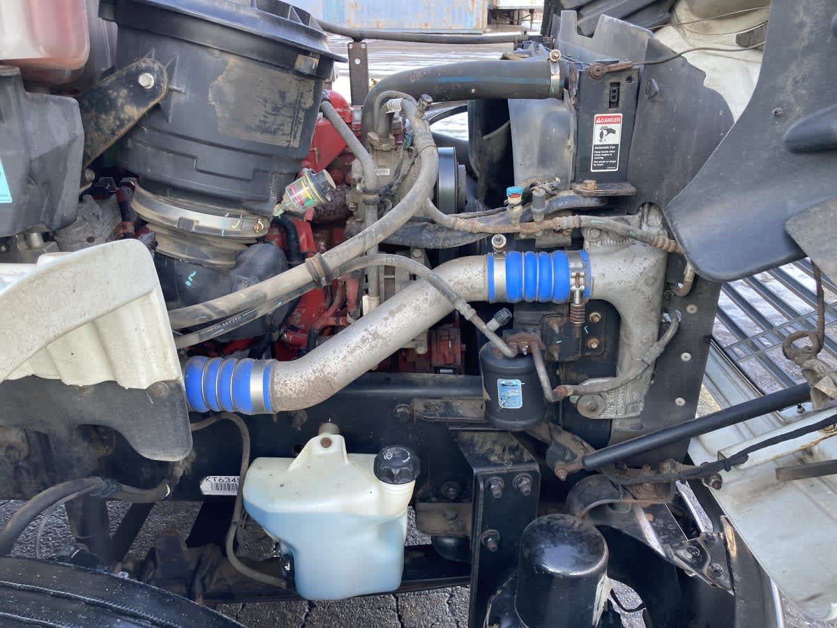 2019 Freightliner/Mercedes M2 106 862952