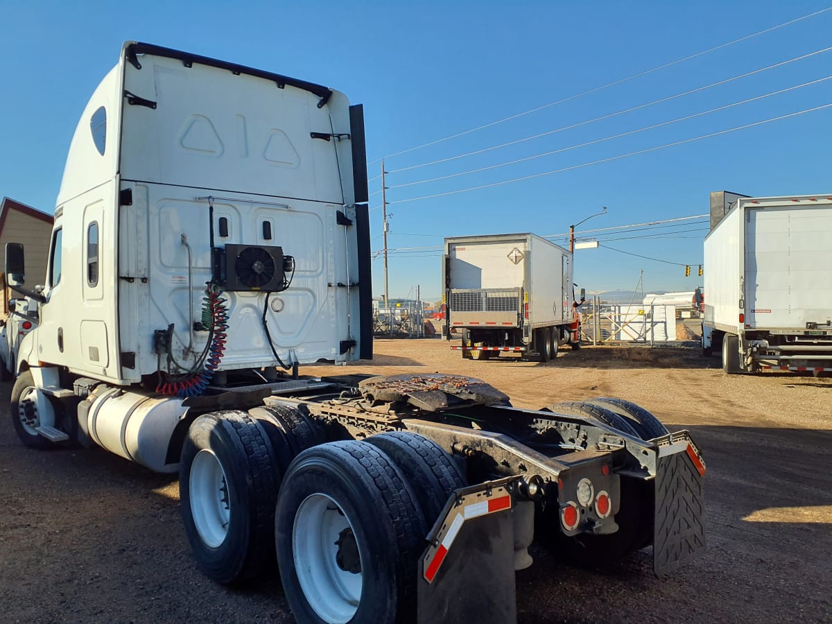 2019 Freightliner/Mercedes NEW CASCADIA PX12664 863038