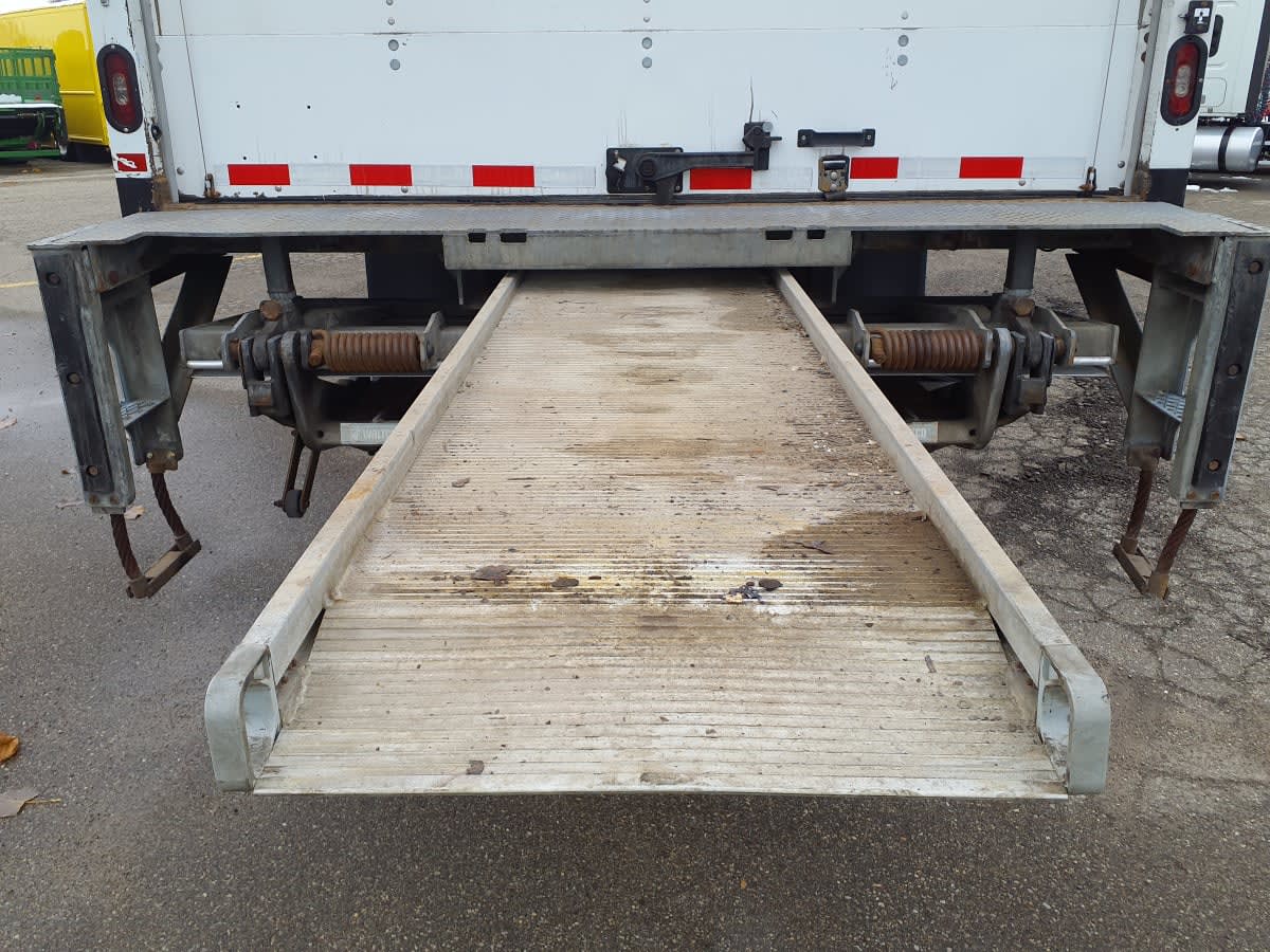 2019 Freightliner/Mercedes M2 106 863044