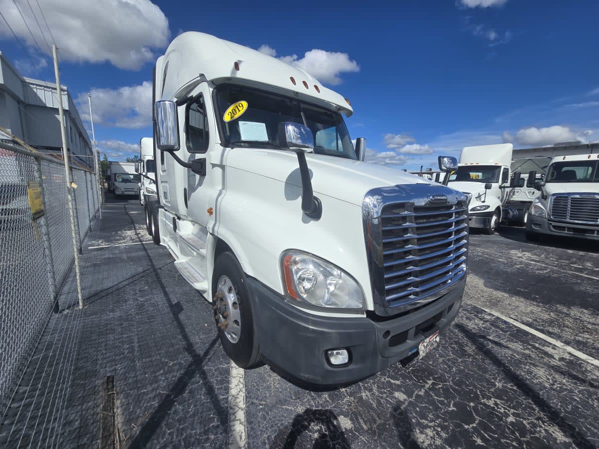 2019 Freightliner/Mercedes CASCADIA 125 863092