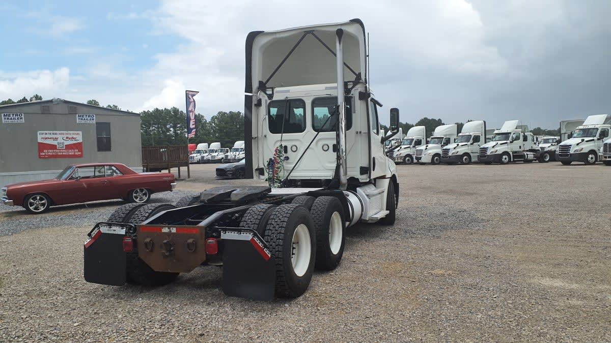 2019 Freightliner/Mercedes NEW CASCADIA PX12664 863258