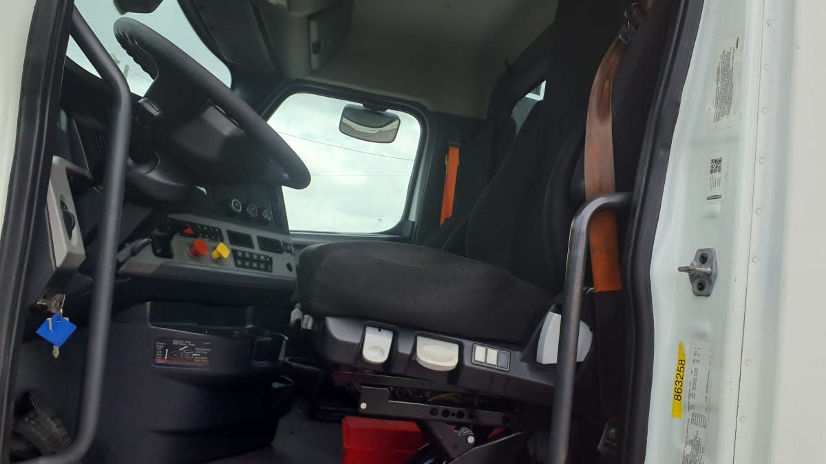 2019 Freightliner/Mercedes NEW CASCADIA PX12664 863258