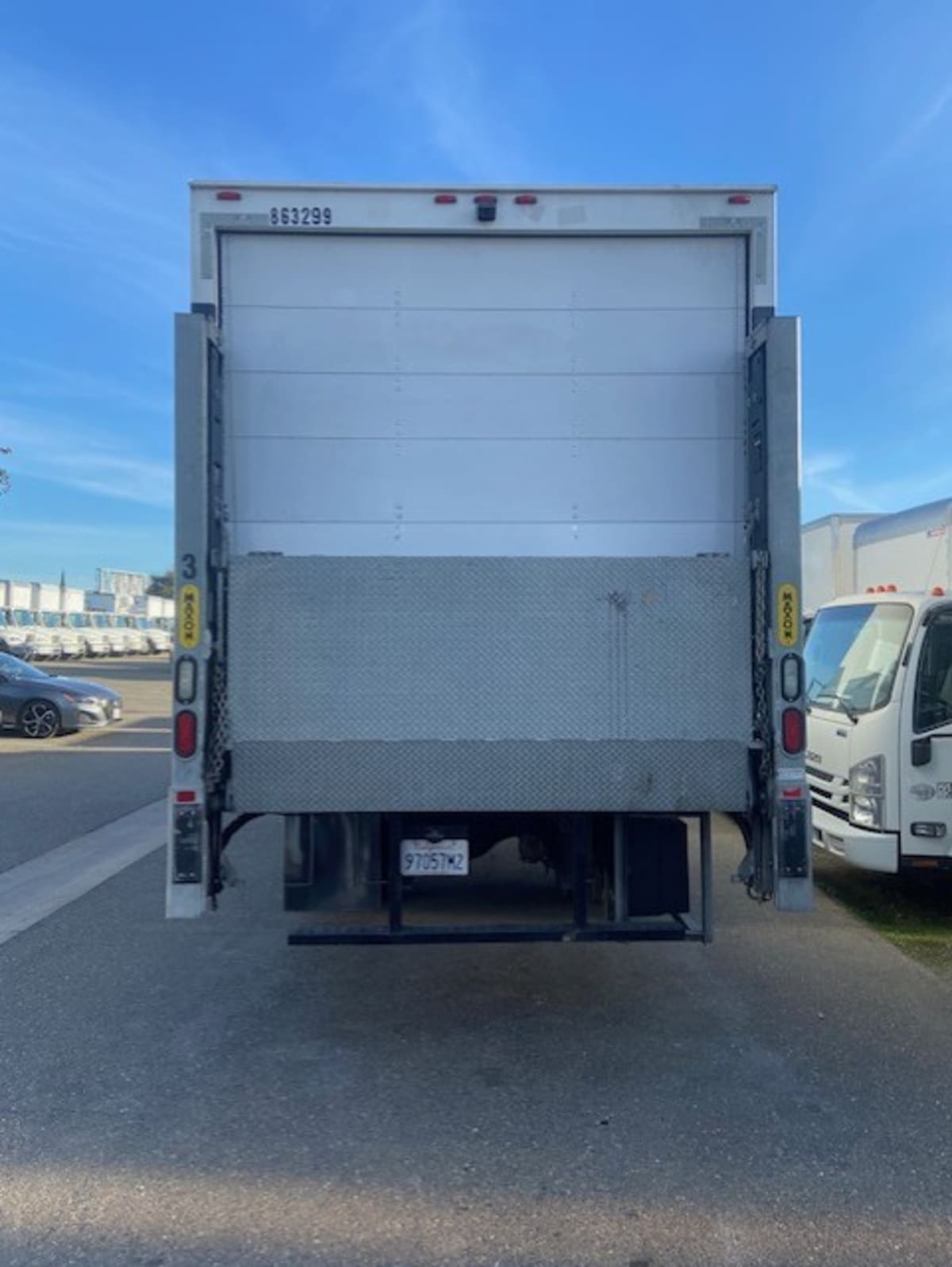 2019 Freightliner/Mercedes M2 106 863299