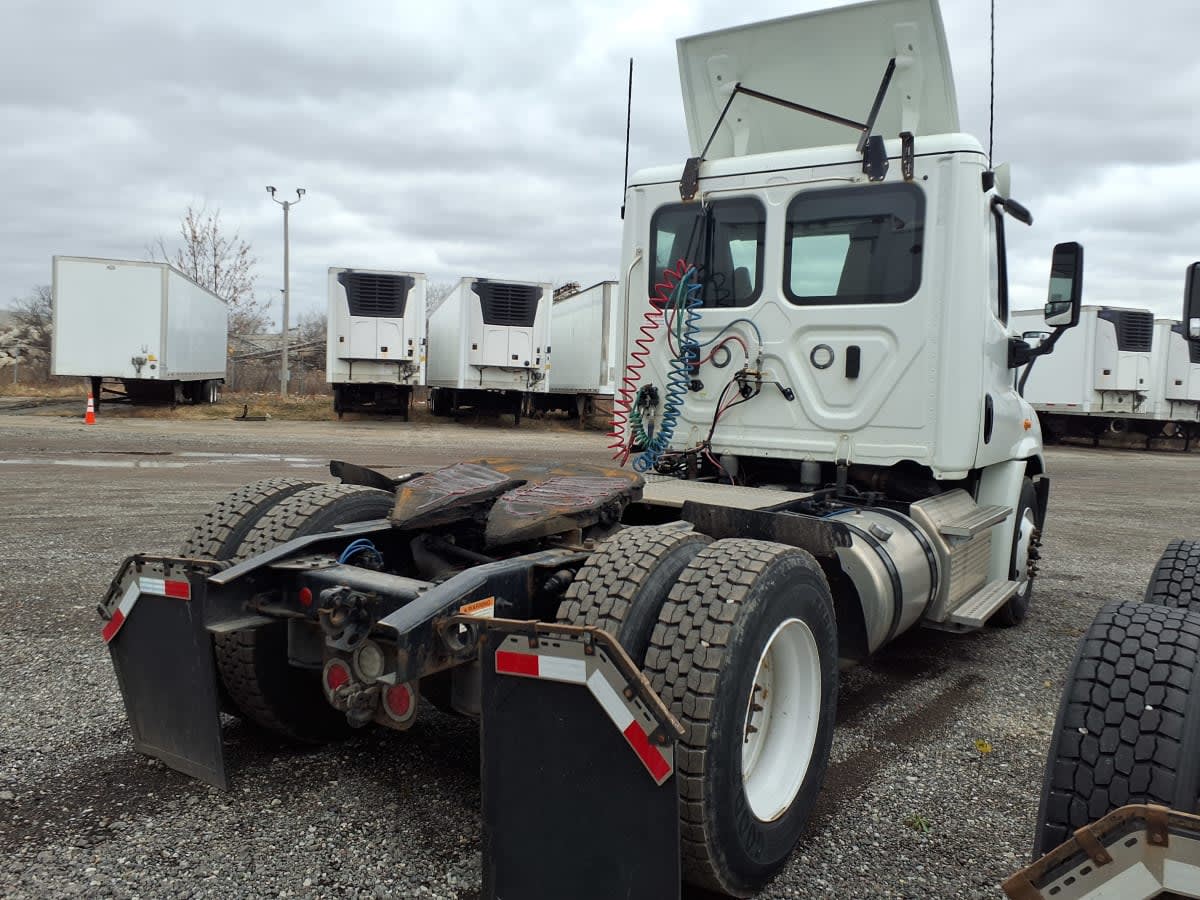 2019 Freightliner - image 4