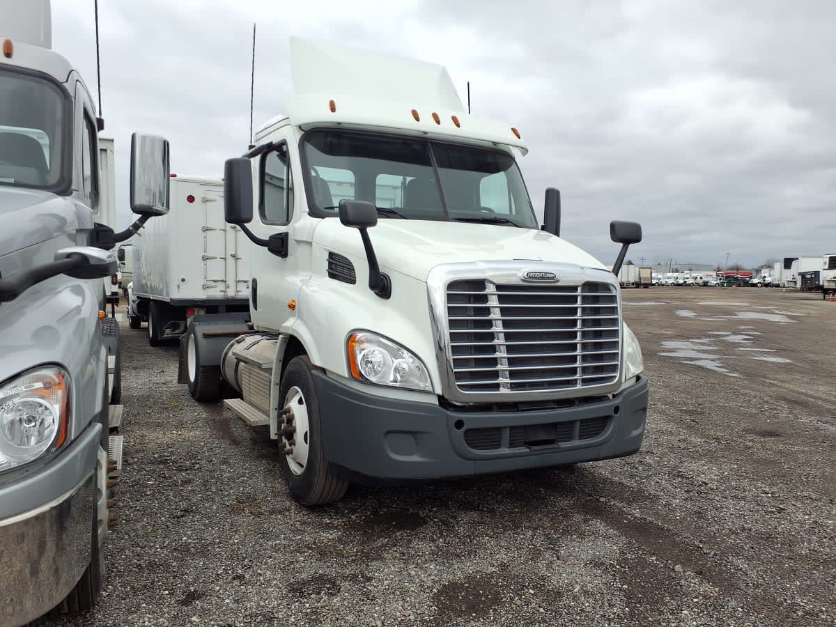 2019 Freightliner - image 3
