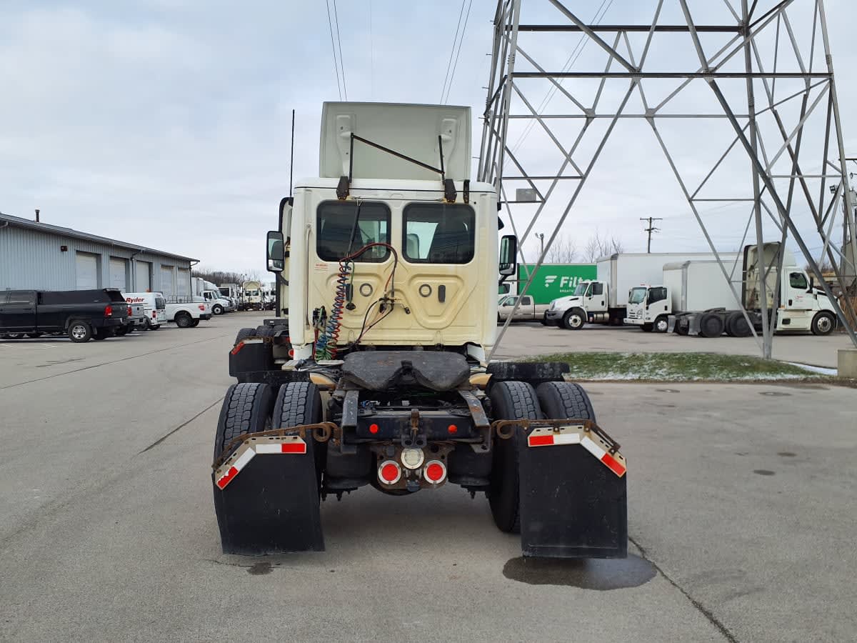 2019 Freightliner/Mercedes CASCADIA 113 863304