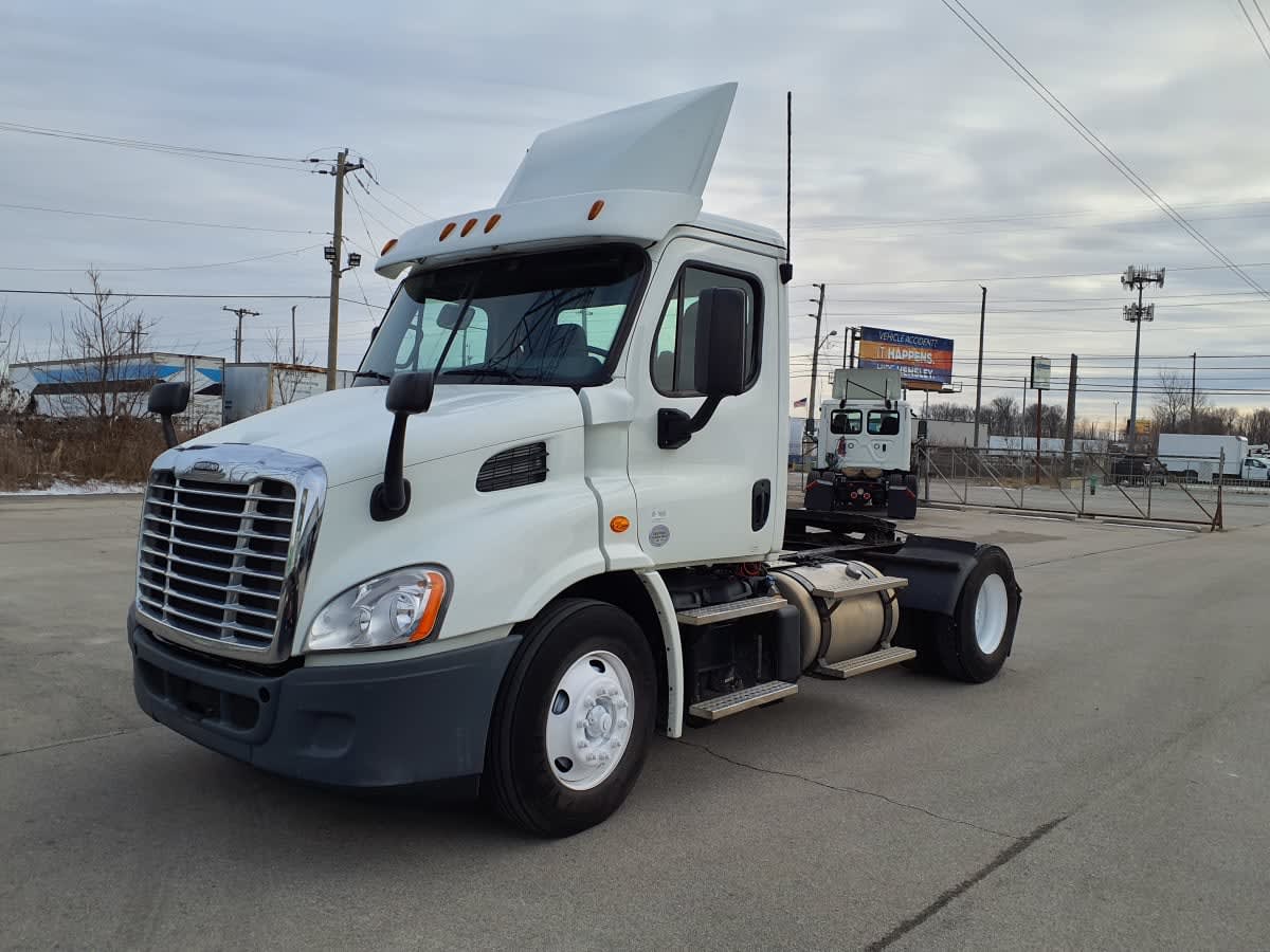 2019 Freightliner/Mercedes CASCADIA 113 863304